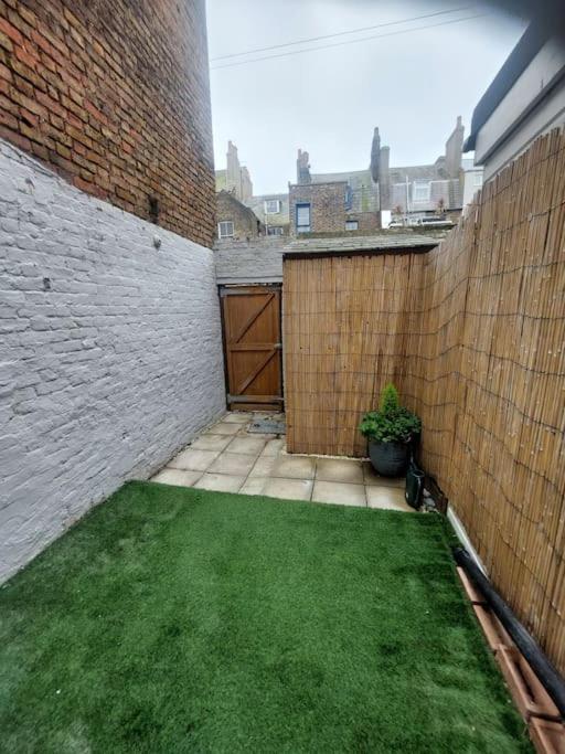Holiday home Clifftop Mews - Westcliff - - Pet Friendly! Ramsgate